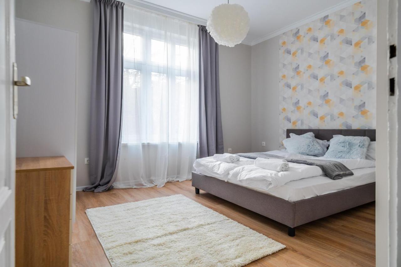 Boutique 2-Bedroom Apartment In Sofia Exterior photo
